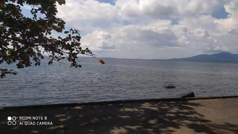 Manado Pantai di Manado.