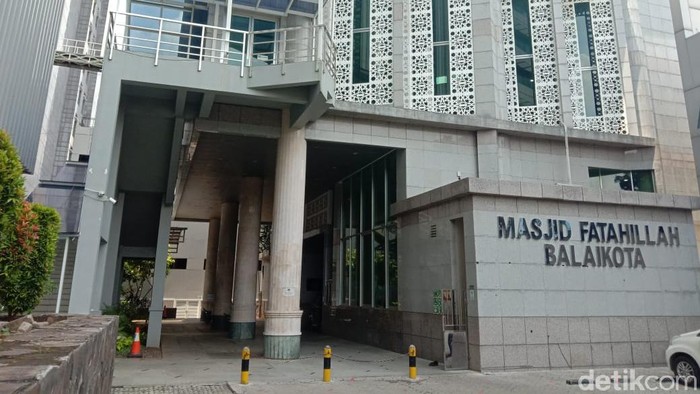 Masjid Fatahillah Balai Kota DKI