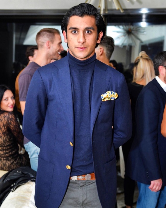 Sebagai anggota kerajaan, Padmanabh telah hidup mewah sejak kecil. Meski begitu ketika dikirim sekolah asrama prestis di Inggris, ia justru mengaku hidup disiplin dan tidak mengandalkan kemewahan. Foto: Instagram @pachojaipur