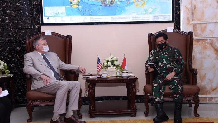 Panglima TNI Marsekal TNI Hadi Tjahjanto bersama US Under Secretary of Defense for Policy, James H. Anderson.