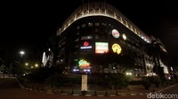 Kawasan Blok M terkenal sebagai salah satu tempat nongkrong anak muda di kawasan Jakarta Selatan. Sejumlah area tempat makan di kawasan itu tak pernah sepi dari pengunjung.