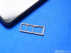 Unboxing Realme 7i, Ponsel Rp 3 Jutaan Punya Mode Cinema