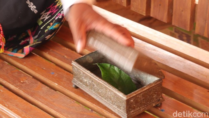 Sirih pinang di Liang Ndara