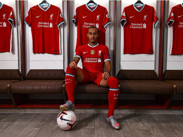 Dear Kopites, Yuk Lihat Thiago Alcantara Berseragam Liverpool