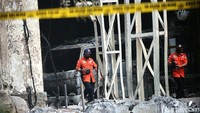 Bareskrim Polri menduga ada unsur pidana di balik peristiwa kebakaran di gedung Kejaksaan Agung (Kejagung), Jakarta. Polri masih melakukan penyelidikan lebih lanjut. Rengga Sancaya/detikcom  