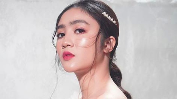 febby rastanty menjadi trending