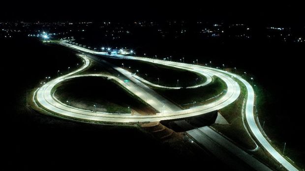 Indahnya Tol Balikpapan-Samarinda bermandi cahaya