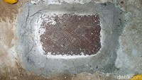 Beton di atas gorong-gorong yang sempat dibongkar ini ditutup kembali pada Jumat (18/9/2020) kemarin.