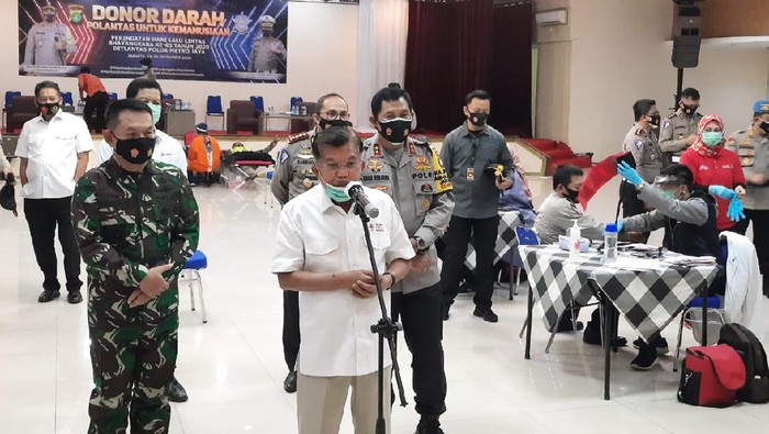 JK di acara donor darah di Polda Metro Jaya