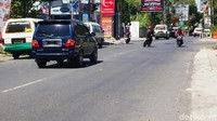 Arus lalulintas pun terasa sangat lancar mulai dari Jalan Setiabudi hingga ke Alun-alun Lembang maupun sebaliknya.