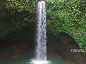 Celebrity on Vacation: Indahnya Air Terjun Tibumana Bali