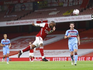 Turun Minum, Arsenal vs West Ham 1-1