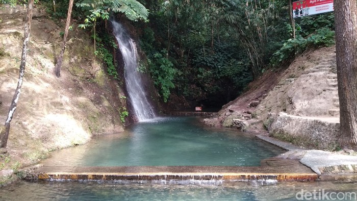 Curug Cipeuteuy