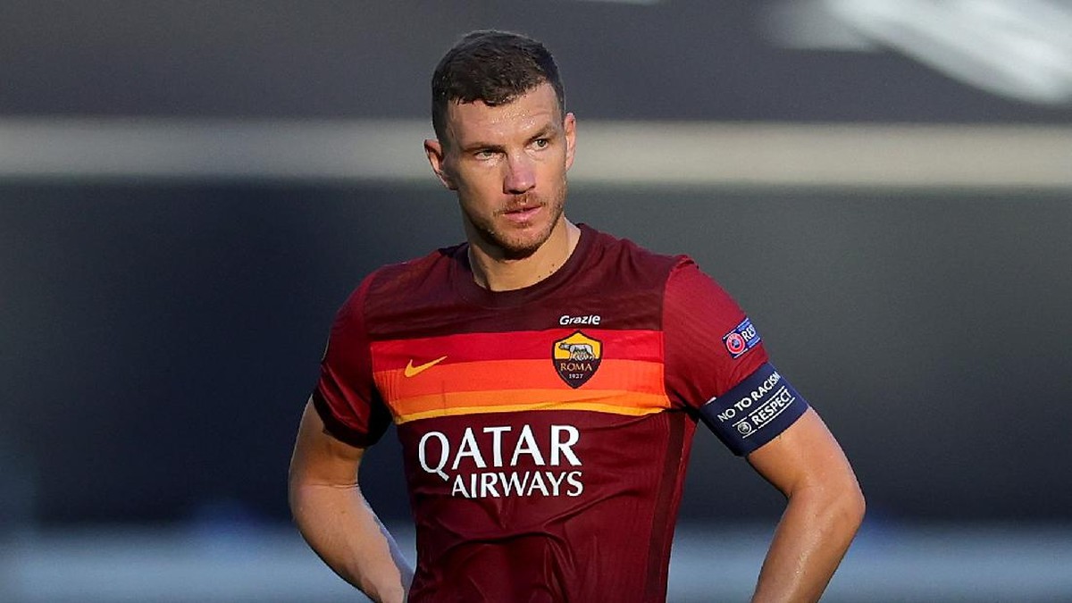 Edin Dzeko percaya bahwa Manchester United adalah favorit juara Liga Europa. (Foto: Getty Images/Pool)