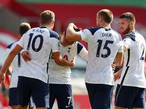 Ada Pemain Positif COVID-19, Leyton Vs Tottenham Resmi Ditunda