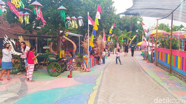 Kampung Pelangi Blora