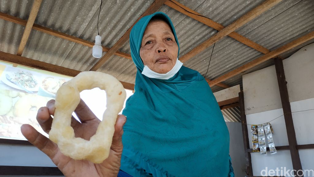 Kolong Raksasa, Camilan Khas Pacitan yang Gurih Renyah