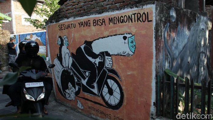 Meriah Mural Di Kampung Taman Yogyakarta