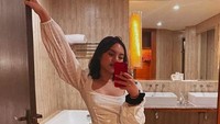 Bahagia selalu Shafa Harris. Foto: Instagram