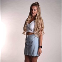 Banyak wanita yang ingin tampil lebih seksi lalu memilih untuk melakukan operasi plastik. Transformasi yang terjadi pada Amber May ini pun cukup drastis hingga kini tidak dikenali. Foto: Instagram @ambermayy__