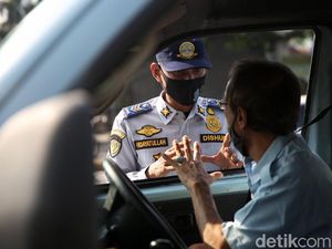 Begini Pengaturan Duduk di Angkot saat PSBB Ketat