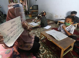 Bantuan Rp 1,8 Juta untuk Guru, Cek di info.gtk.kemdikbud.go.id 2020