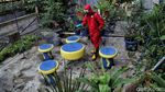 Kantor Kecamatan Kelapa Gading Disemprot Disinfektan