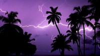 Fenomenan ini dijadikan sebagai salah satu atraksi wisata di Venezuela dengan operatur tur Catatumbo Camp.