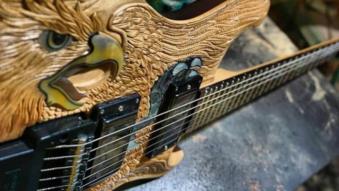 Gitar Made In Sidoarjo