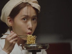 Intip 5 Kebiasaan Makan Orang Korea yang Sering Terlihat di Drakor