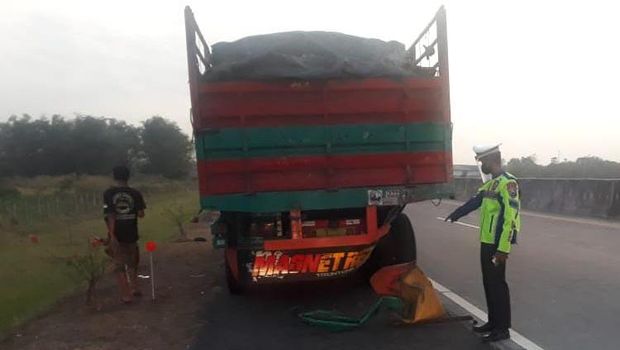 kecelakaan di tol surabaya