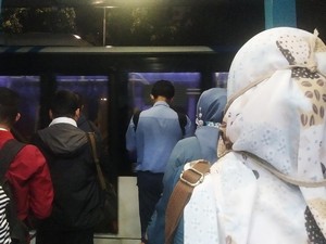 Operasi TransJakarta Dibatasi hingga Pukul 19.00, Begini Kondisi Halte Monas
