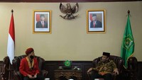 Banyak dukungan dan doa yang datang dari rekan, kerabat, keluarga hingga masyarakat untuk kesembuhan Fachrul Razi. Foto: Instagram @fachrulrazi__official