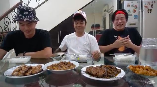 Momen kuliner Reza Arap