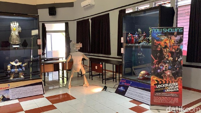 Memperingati Hari Aksara Internasional, Museum Teknoform di Universitas Dinamika (Undika) Surabaya menggelar pameran Museum Satu Ruang secara online dan offline. Pameran akan memamerkan koleksi dari Museum Blockbuster dan Museum Huruf Jember.