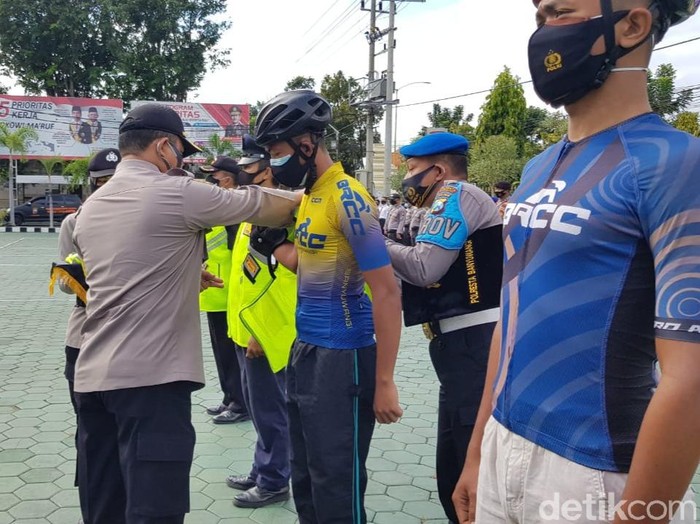 polisi Banyuwangi membentuk Komunitas Peduli Penegak Disiplin COVID-19