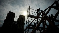Kebakaran itu hampir memusnahkan gereja kuno tersebut pada 15 April tahun lalu.  