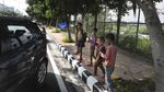 Sekolah Jalanan Untuk Warga Miskin di India