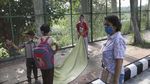 Sekolah Jalanan Untuk Warga Miskin di India