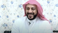 Ulama sekaligus pendakwah kondang, Syekh Ali Jaber, meninggal dunia dalam usia 46 tahun pada Kamis, (14/1/2021), setelah menjalani perawatan selama 19 hari di rumah sakit karena terjangkit COVID-19. Namun, saat meninggal, Syekh Ali Jaber sudah dinyatakan negatif COVID-19. Penyebab ulama kondang ini tutup usia lantaran mengalami penyakit paru-paru. (Lintang Jati Rahina/detikcom)