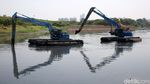 Waduk Ria Rio Dikeruk Antisipasi Musim Hujan