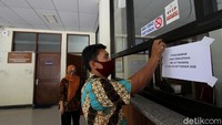 Diketahui, kantor Dinas Pariwisata Solo ditutup sementara setelah salah satu pegawainya dinyatakan positif COVID-19.