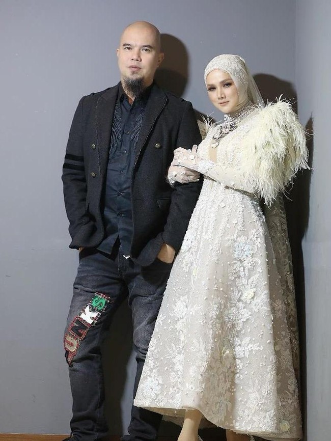 Foto Kompak Ahmad Dhani dan Mulan Jameela, Ternyata Sempat Ingin Cerai