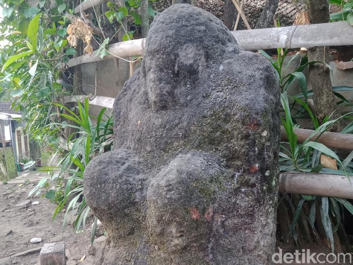 Arca Ganesha ada di perempatan jalan perkampungan Klaten, Selasa (22/9/2020).