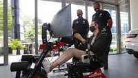 Maka tak heran kali ini BMW meluncurkan BMW Z4 GT3 sebagai Official Car dari kompetisi Balap di Rumah dengan mengangkat tema Race Against Pandemic. Foto: dok. BMW Indonesia