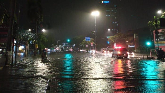 Banjir 50 cm Jalan Panjang, Senin (21/9/2020)