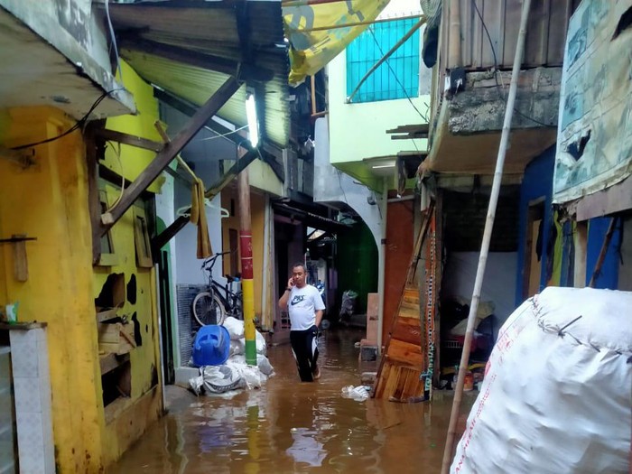 Banjir rendam 8 RT Tanah Rendah Jaktim, Selasa (22/9/2020)