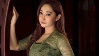 Selain itu Chant juga berprofesi sebagai model. Dok. Instagram/chantfelicia