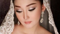 Ia pun kerap menjadi model dari pemotretan gaun pengantin. Dok. Instagram/chantfelicia