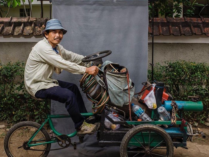 Fotografer Panji Indra Jepret Pesepeda Lewat The Cyclists Potrait